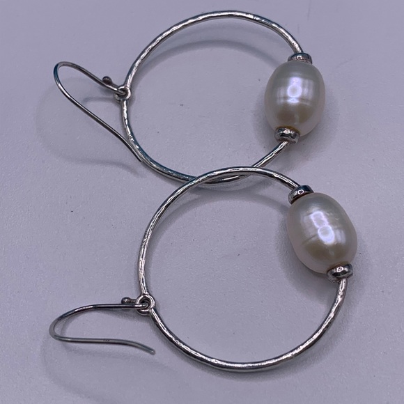 Silpada Vintage HTF Sterling Large Pearl Hoop French Wire Earrings - Picture 9 of 12